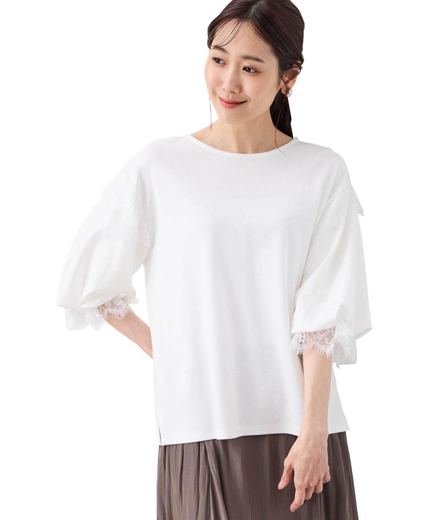 Свитер с кружевным рукавом