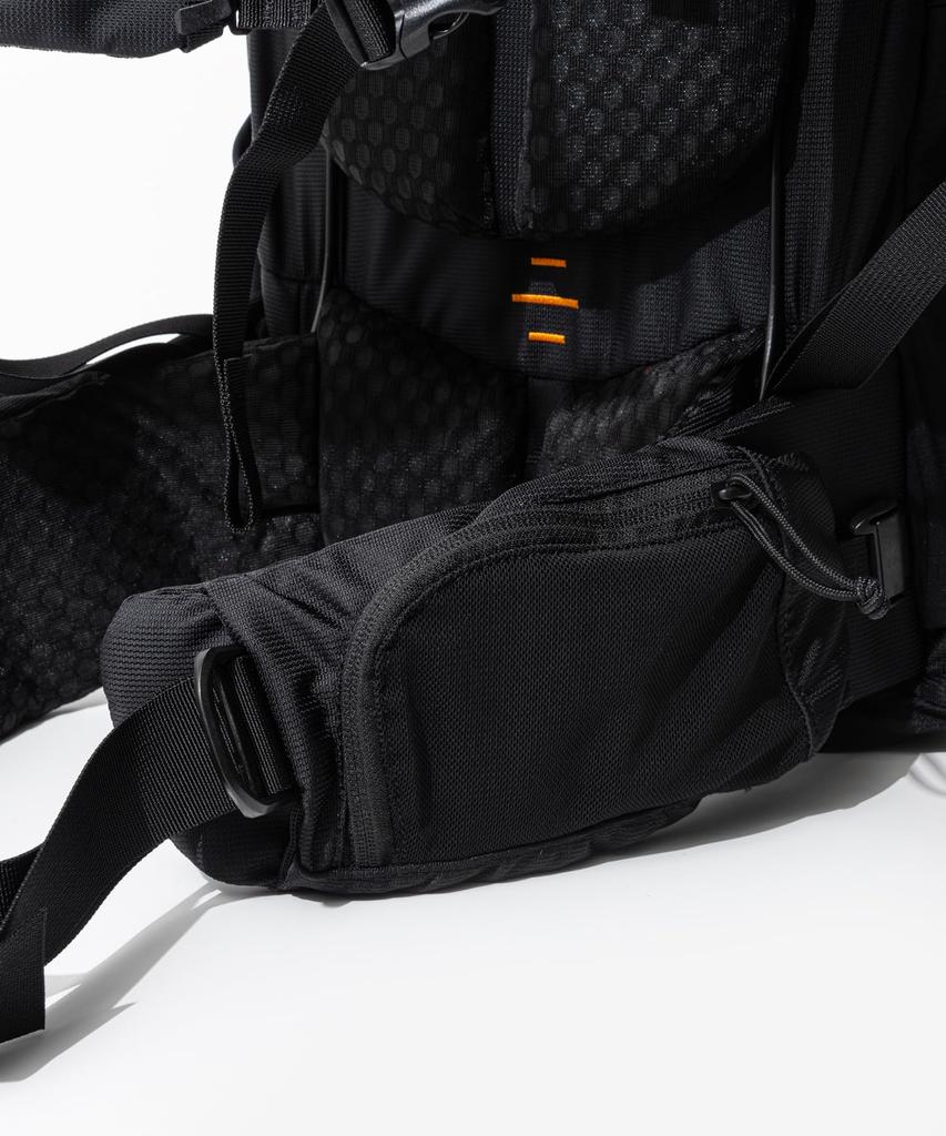 Рюкзак BRIDGER35MENS Bridger 35 BLACK S [Mystery Lunch] [предмет]