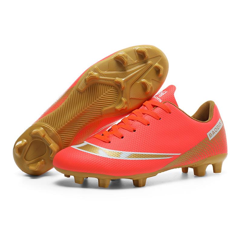 Large Size Lightweight Football Shoes Low-top Youth Student Competition Training Shoes Medium and Large Children's Long Broken Nail Sports Shoes