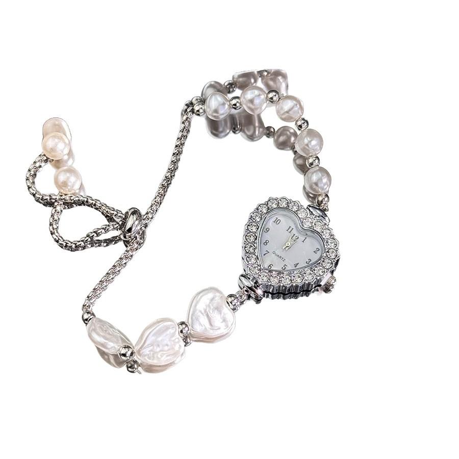 Любовь Инкрустированные бриллиантами женские часы Полностью бриллиантовые Персиковое сердце Цифровые Жемчужные Двойное заклинание Браслет-часы