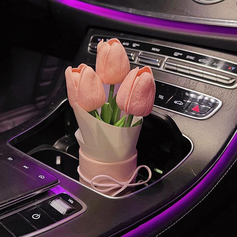 Креативное украшение салона автомобиля Милые поделки Орнаменты Автомобильный букет из тюльпанов Декоративные принадлежности Украшение центральной консоли автомобиля Подарки