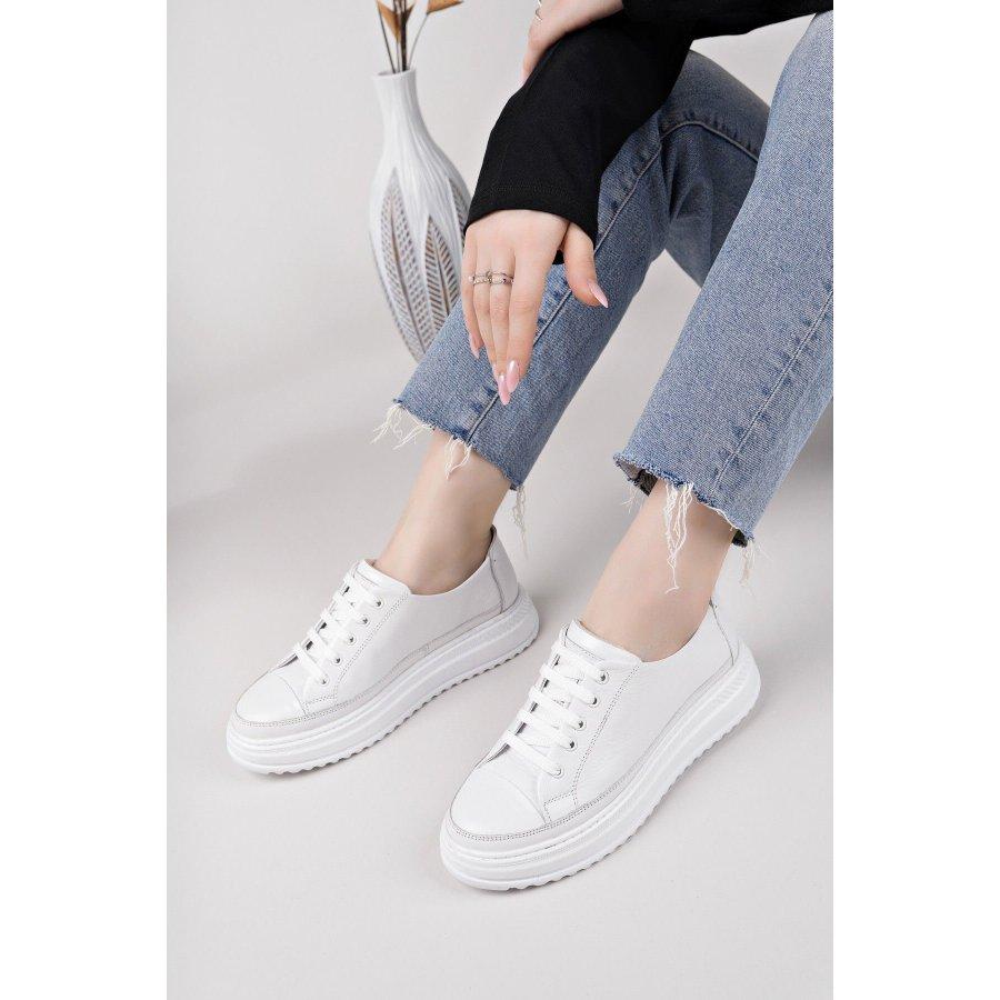 Женские кроссовки из натуральной кожи на толстой подошве