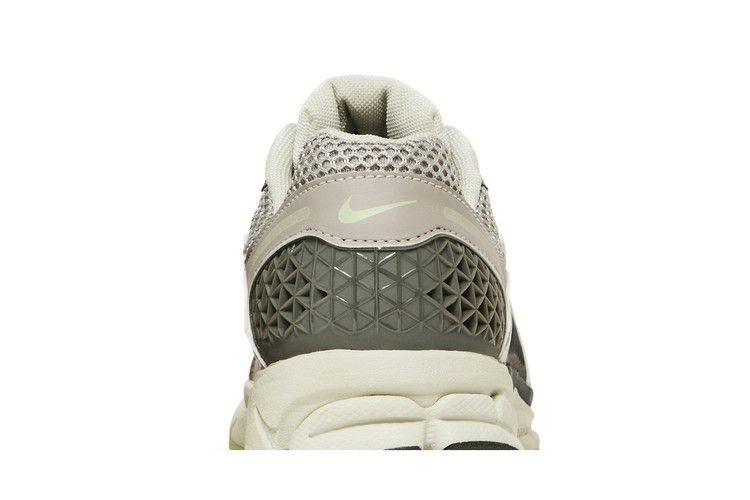 Nike Zoom Vomero 5 Брусчатка Плоский Оловянный (Женский)