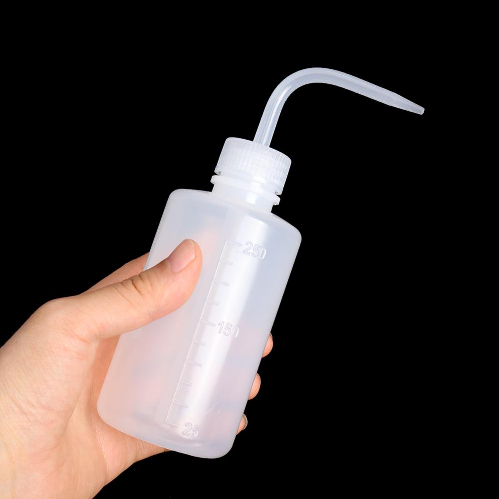 250ml/500ml Squeeze Bend Washing Gardening Curved Mouth Watering Can Alcohol Bottle