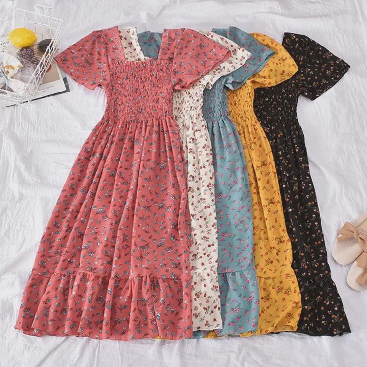 "French Retro Floral Square Neck Puff Sleeve Dress for Petite Women - High Waist, Sweet, Short Spring Style"