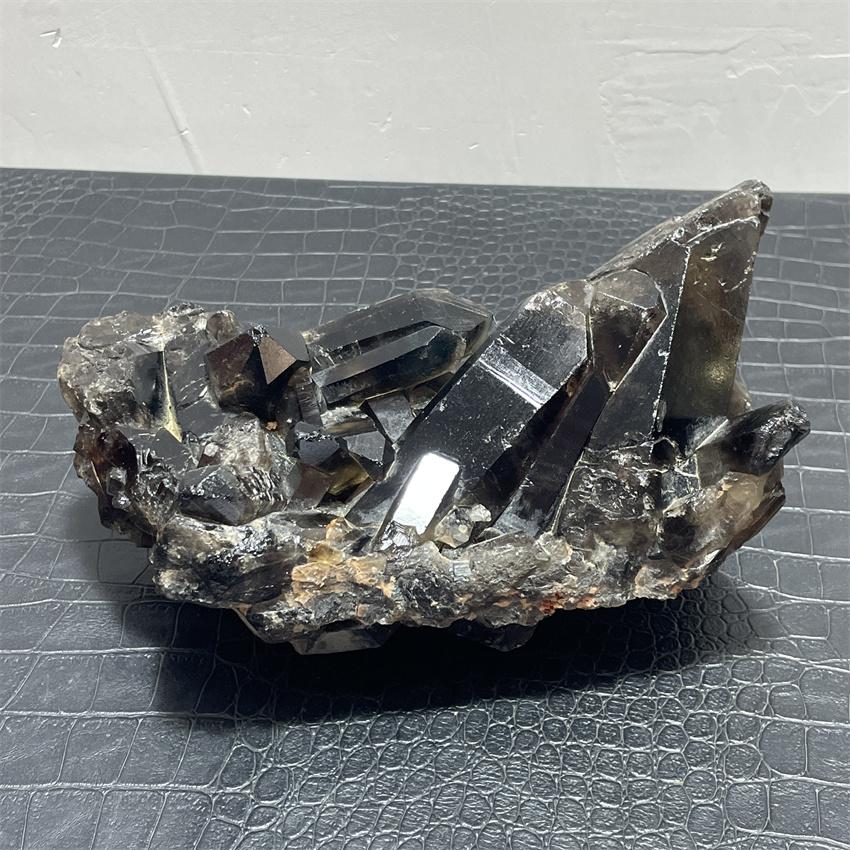 1.7kg Natural Black Smoky Quartz Crystal Cluster Point Mineral Specimen Reiki Healing Home Office Decoration Meditation
