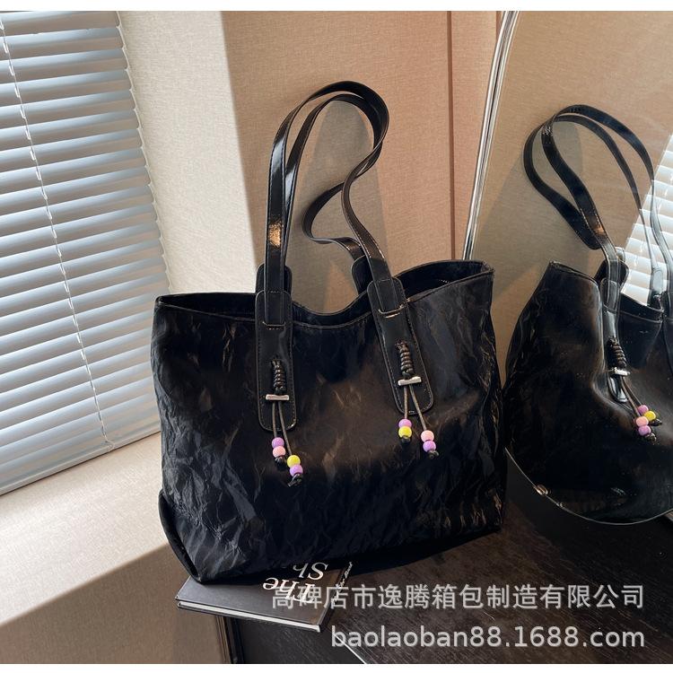 Повседневная женская сумка-тоут большой вместимости 2024 года, новая модная универсальная сумка через плечо для студентов колледжей и студентов, сумка для поездок на работу