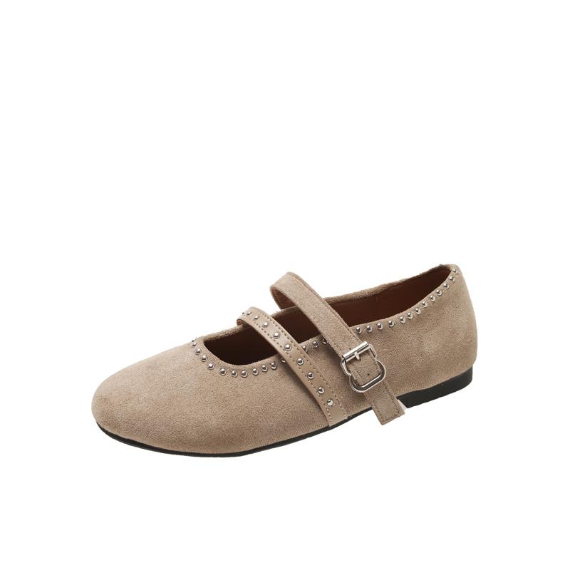 Модная винтажная обувь Мэри Джейн на плоской подошве 2025 Новая французская универсальная обувь с заклепками для женщин