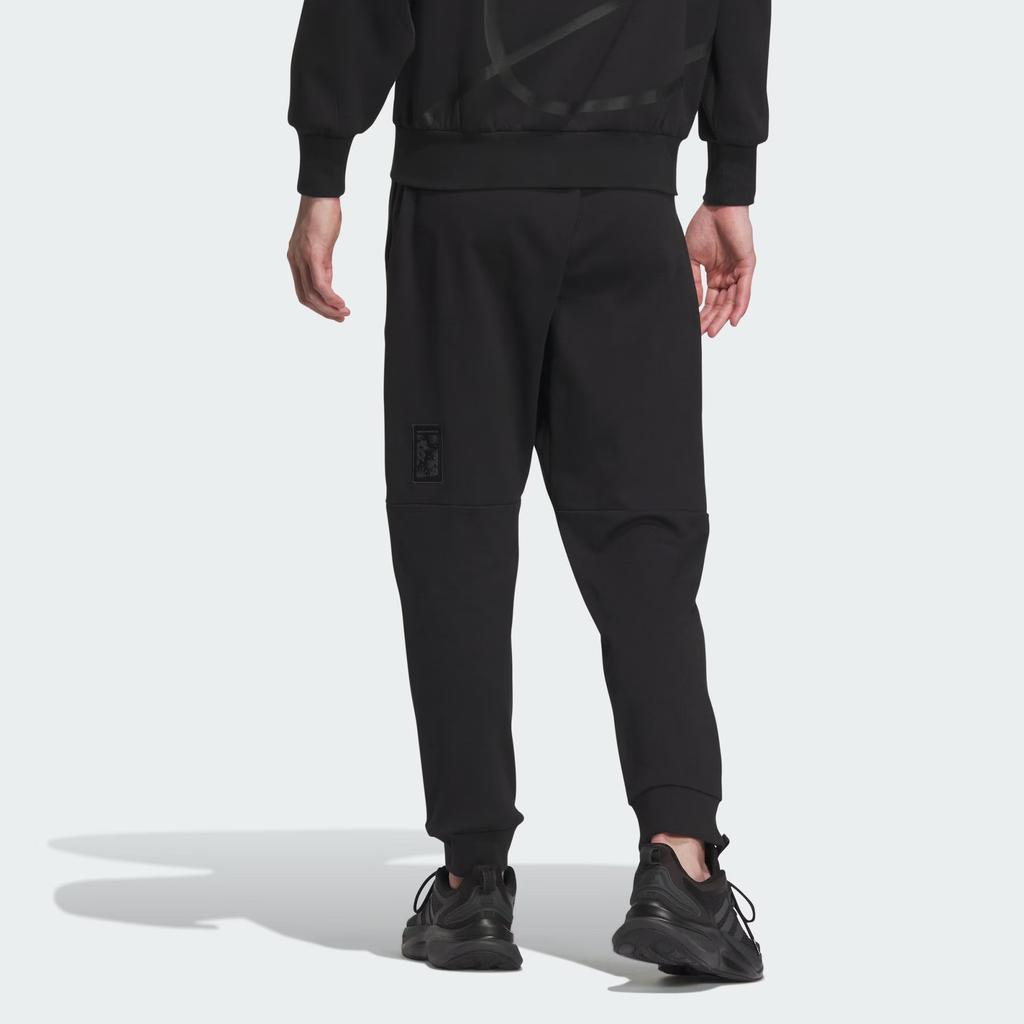 adidas Трикотажные брюки мужские черные IT3985