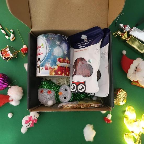 Healthy Master Santa's Snack Pack Box of 5 | Premium Christmas Gift Box | Healthy Snacks | Beetroot Chips, Millet Balls, Santa Claus, Chikki