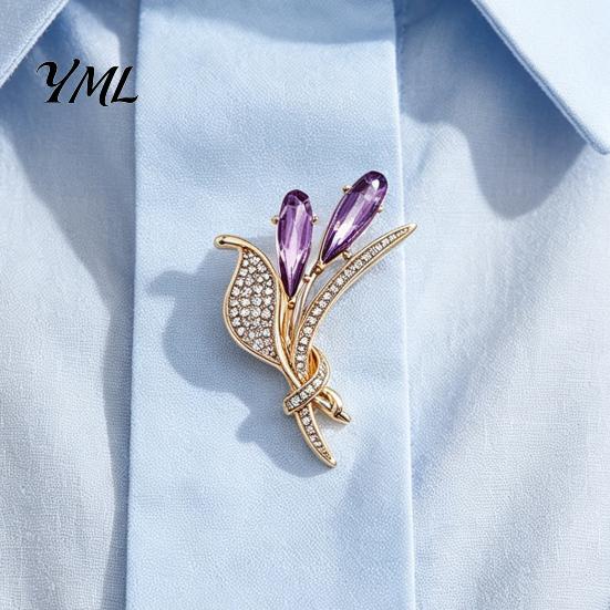 Daily Wear Brooch Ear of Wheat with Rhinestone, Faux Purple Crystal Suit Lapel Pin, Dainty Jewelry for Coats Sweaters Scarves Dress Bags