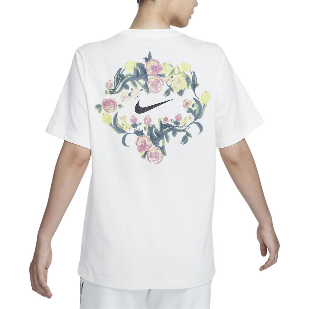 Nike Sportswear Women's Artist Collection Short-Sleeve Graphic T-Shirt HF4684-133
