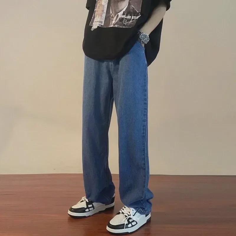 Men's Light Wash Straight-Leg Jeans: Trendy, Loose-Fit for Spring and Summer