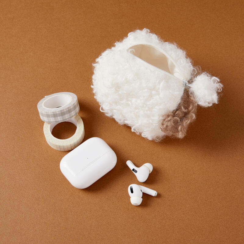 Fluffy Mini Pouch (Beige) (37003238)