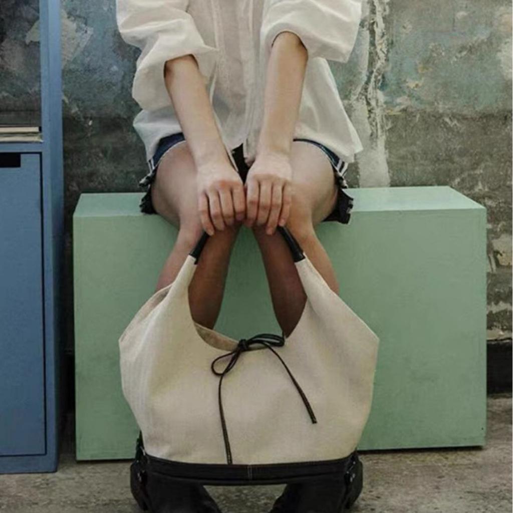 Корейская нишевая холщовая сумка-тоут женская 2025 новая модная сумка для通勤, универсальная наплечная сумка-подмышка, сумка-сачель