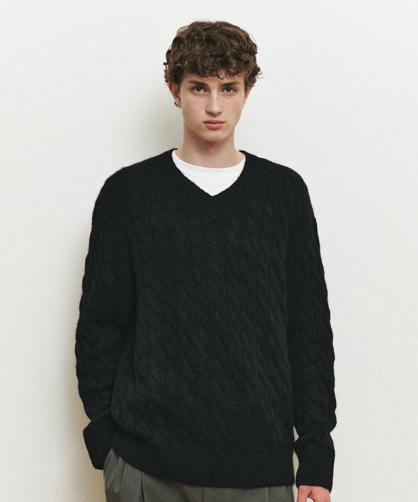 MINDBRIDGE [Hoite] Wool Blend Cable V-Neck Semi-Oversized Knit