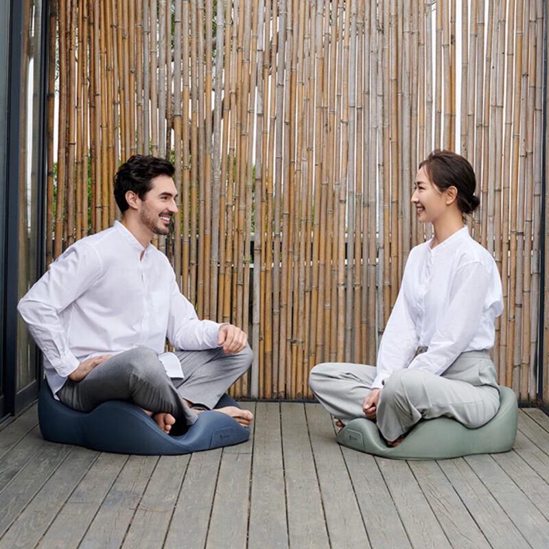 LERAVAN Meditation and Massage Cushion