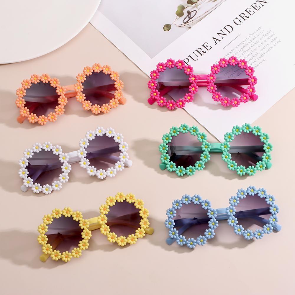 Retro Daisy Flower Sunglasses for Adults and Kids Round Frame Sun Glasses Fashion Funny Festival Party Glasses Shades Sunglasses