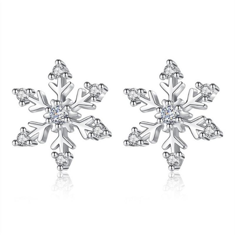 Silver Plated Snowflake Charm Earrings For Women Christmas Gift Fashion Crystal Zircon Stud Earrings Girls New Year Jewelry Gift