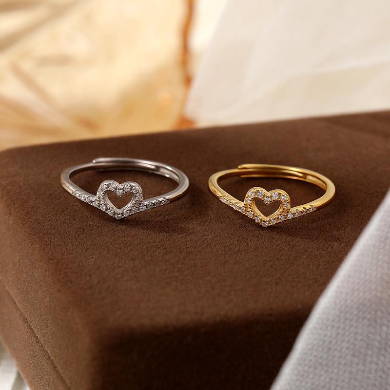 Banyan Tree S925 Sterling Silver Love Zircon Ring - Elegant, Trendy, and Simple Fashion Accessory for Women