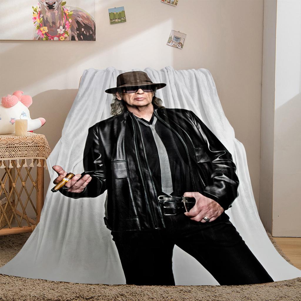 1pc Udo Lindenberg holding a cigar blanket, al season lightweigh Poster blanket home office outdoor nap multifunc Poster blanketional blanket