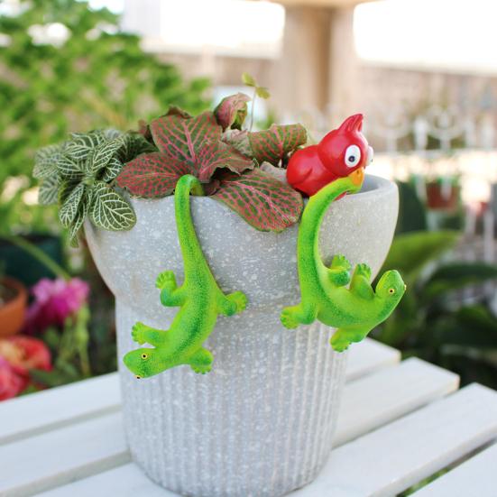 Yousheng 2 шт. Кашпо Статуэтка геккона Подвесная Фигурка лазающей ящерицы Подвеска для цветочного горшка Декорация Смола Геккон для офиса Цветочный горшок Уличное растение