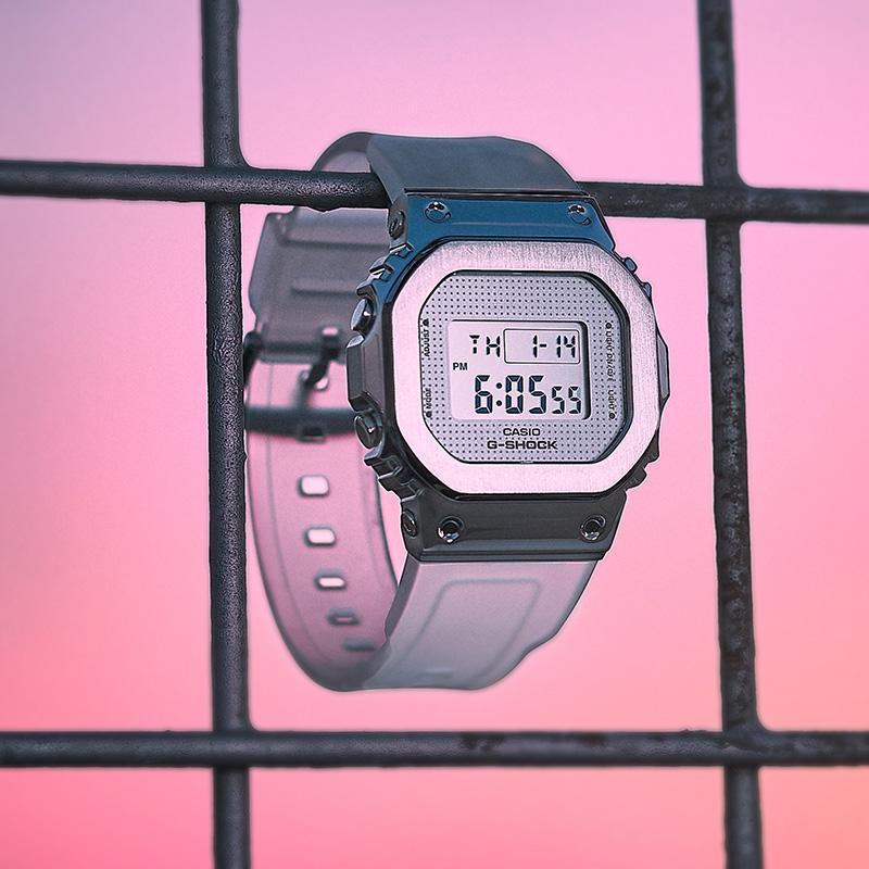 Casio Мужские Полностью Металлические Белые Часы Серии GM-S5600SK-7PR GM-S5600SK-7PR