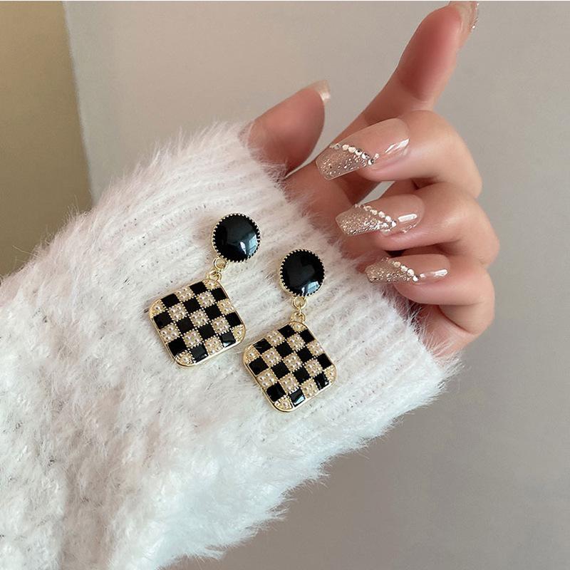 "S925 Silver Needle Geometric Black Checkerboard Earrings - 2023 Light Luxury Design for Women"