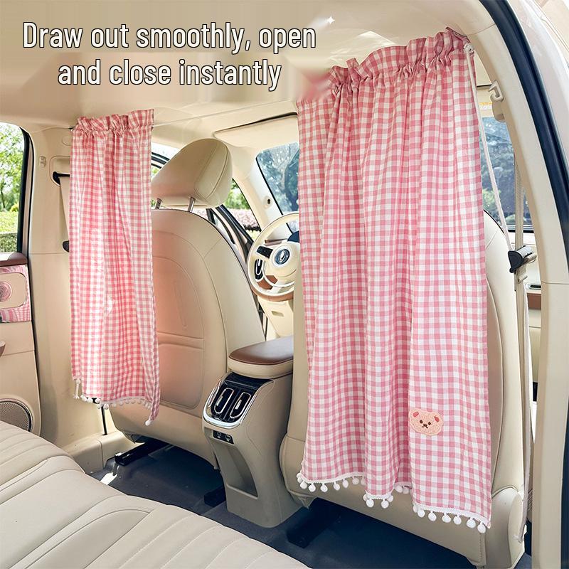 Checkered Bear Retractable Car Partition Curtain: Sunshade & Heat Insulation for Privacy