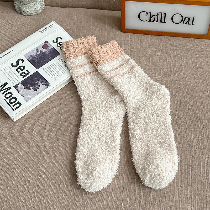 Мужские носки средней длины из кораллового флиса — теплые, толстые, с бархатом для домашней одежды на осень/зиму