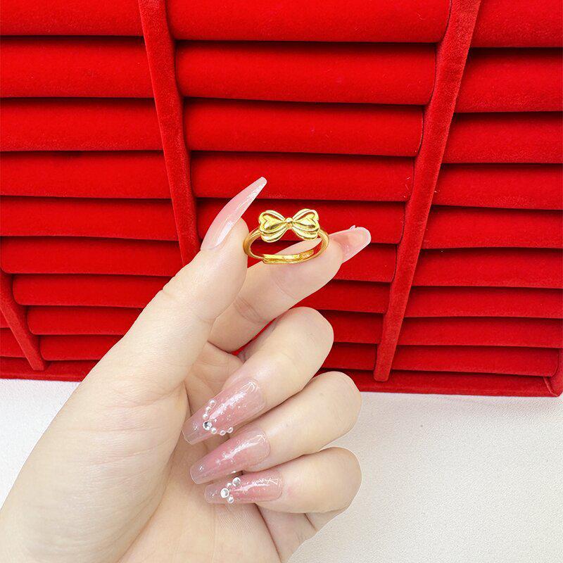 Изысканное открытое кольцо цвета песка и золота для женщин: Высококачественный нишевый дизайн, легкий роскошный стиль, стойкий цвет, имитация золота.