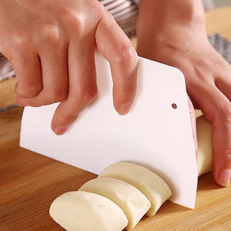 Plastic Baking Scraper & Dough Cutter Set