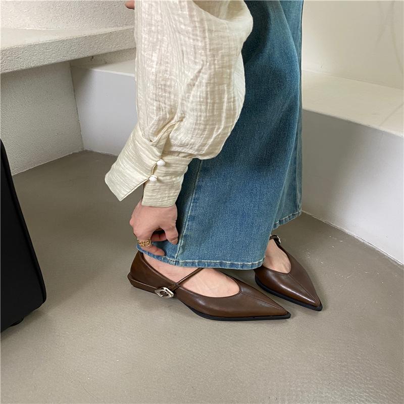 Женские лоферы с острым носком, черные, коричневые, белые, повседневные туфли-мюли, ремень с пряжкой, неглубокие туфли-лодочки на низком плоском каблуке для вечеринок, размер 40