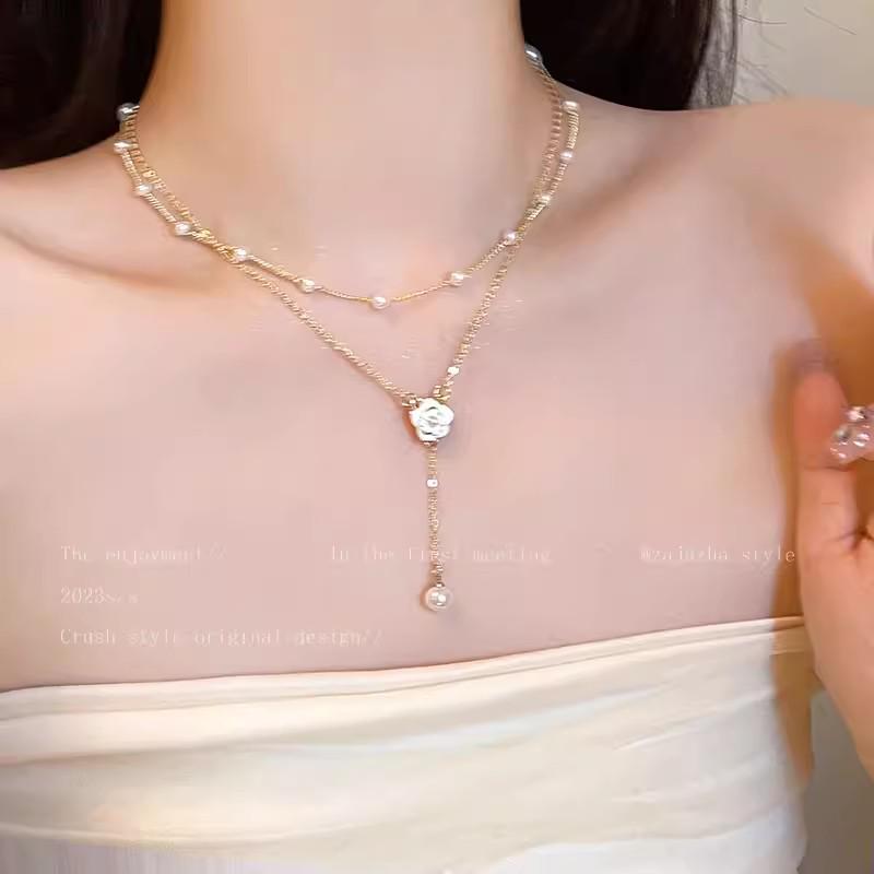 Love Heart Rivet Punk Choker Necklace - Y2K Subculture Clavicle Chain