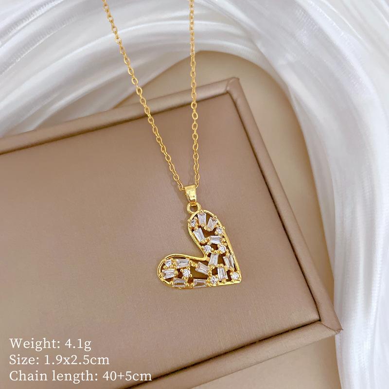 Synthetic Zircon Heart Pendant Necklace for Women 2025 New Fashion Jewelry