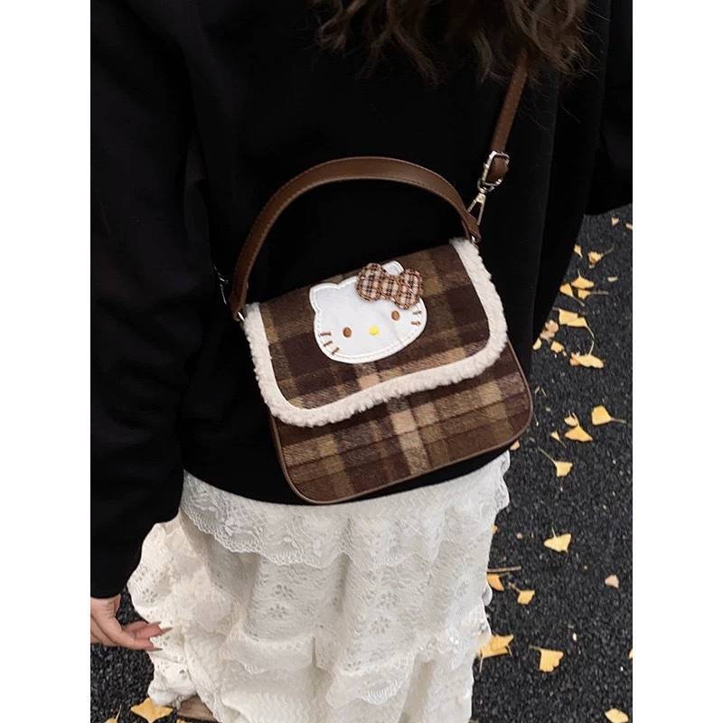Vintage Hello Kitty Pattern Pu Crossbody Bag With Padded Straps For Men And Women