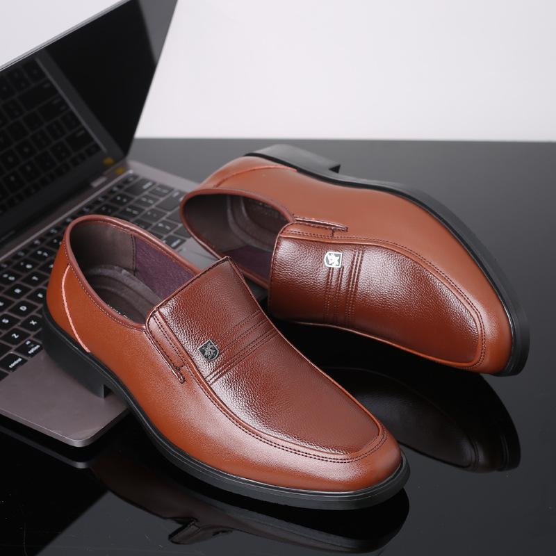 Мужская кожаная обувь кожаная деловая платья на мягкой подошве воловья кожа работа и досуг для пожилых весна и осень мягкая кожа папа мужская обувь