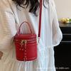 2025 New Trendy Contrast Bucket Bag Niche Design Crossbody Mobile Phone Bag Fashionable High-end Handbag Shoulder Bag for Women
