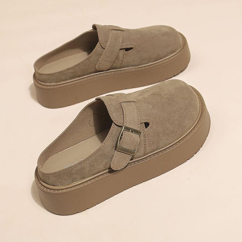 Lazy People Pedal a Bag Head and Half Slippers for Women In the Spring of 2025. They Wear Thick-soled Heightening Boken Retro Birkenstocks.