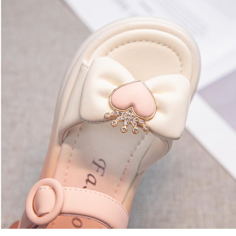 Сандалии для девочек, летние новые детские туфли принцессы, модные летние туфли для девочек с мягкой подошвой из кожи