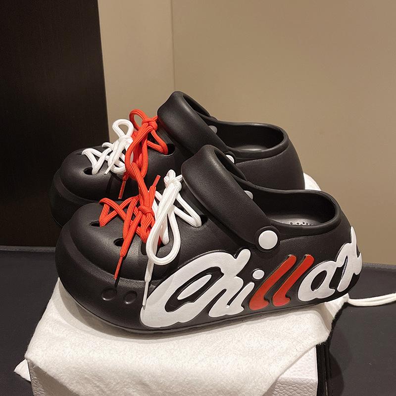 Мультяшные шлепанцы с отверстиями для букв, женская летняя обувь, весна 2025, новые приморские шлепанцы на толстой подошве, прохладные