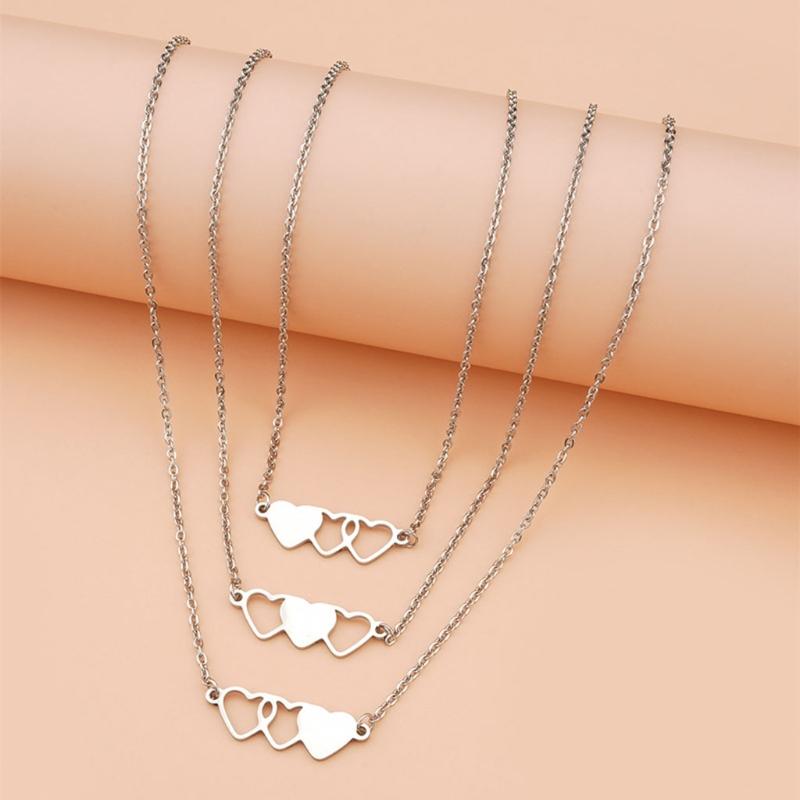 3 Pieces Sister Heart-shaped Short Necklaces Stainless Steel Best Friend Necklace Suitable for 3 Sister and 3 Friends