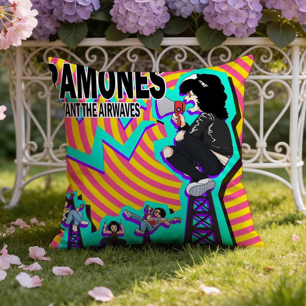 Чехол на подушку R-Ramones Home & Car Dual-Scene: Двусторонняя конструкция для максимального комфорта
