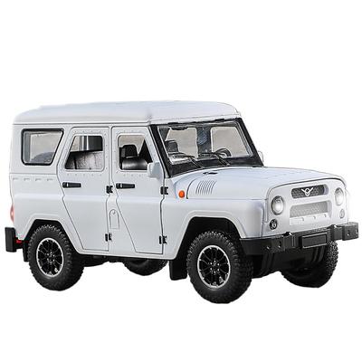 1/18 Россия УАЗ Хантер Модель автомобиля Металлическая литая Внедорожник Игрушка Симуляция Звук Свет Подарок для мальчика