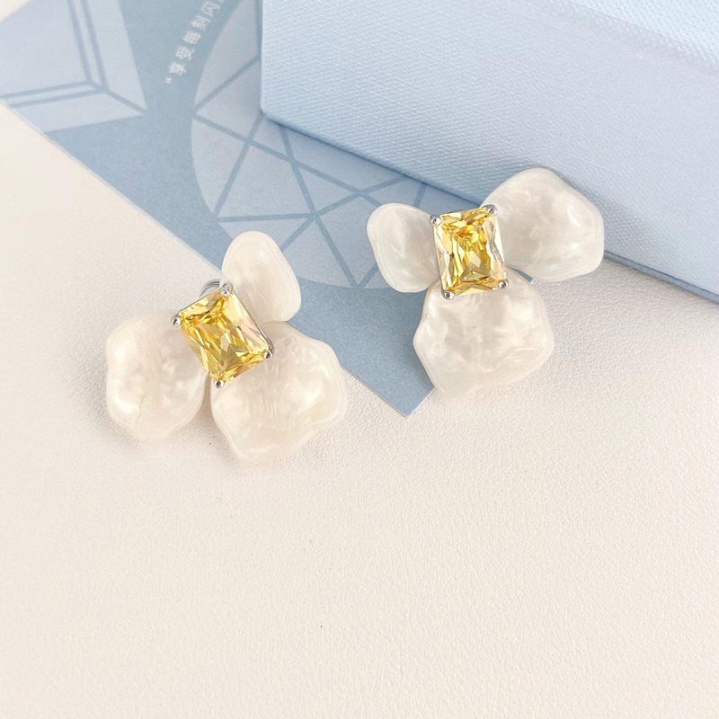 HEFANG Набор: Серебряное ожерелье с фрезией и серьги с цветочными драгоценными камнями - Женский японский/корейский стиль