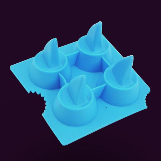 Форма для льда «Призрачная акула» Силиконовая форма для кубиков льда 3D Забавная форма Шоколадная помадка DIY Аксессуары для бара, вечеринки, напитков Набор для изготовления свечей и конфет