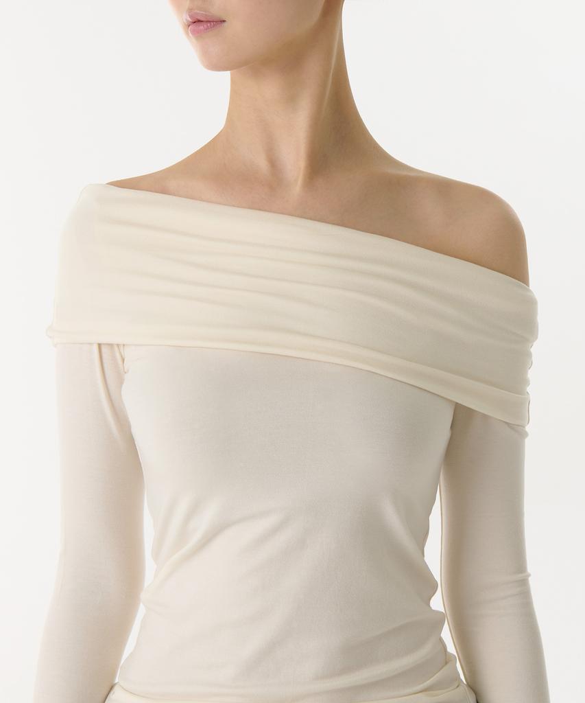 MUSINSA STANDARD WOMAN Women'S Tencel Turn Down Off-Shoulder Long Sleeve T-Shirt [Cream]