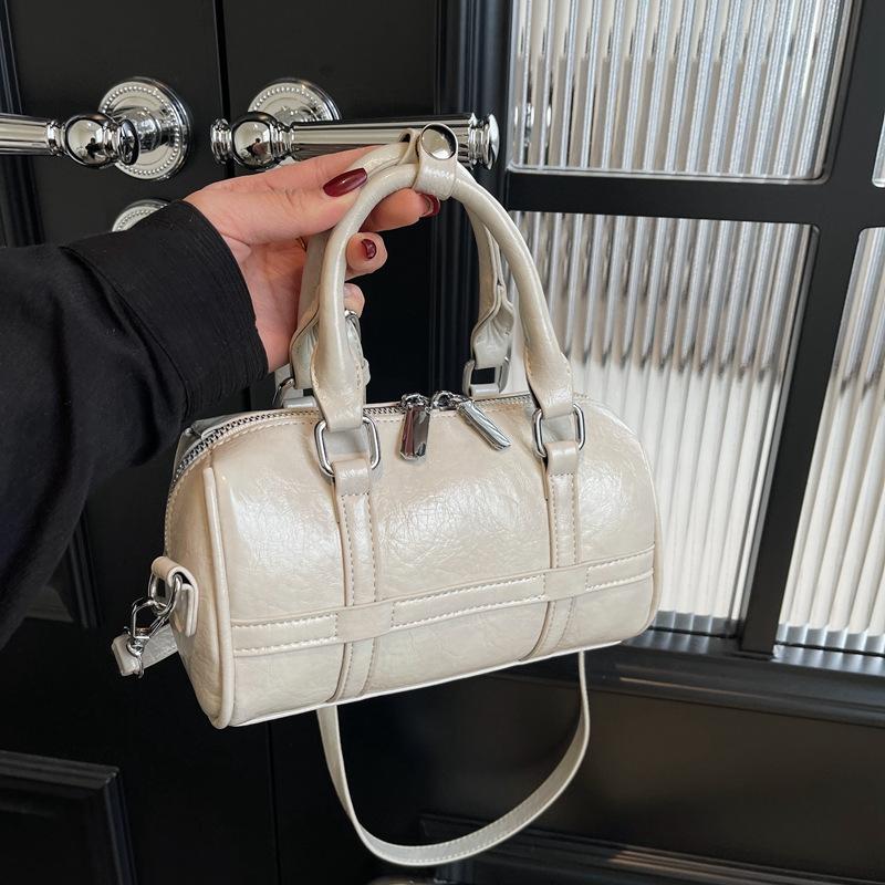 Сумка-подушка Новая сумка Женская сумка для поездок на работу Модная личность Легкая женская наплечная сумка-мессенджер