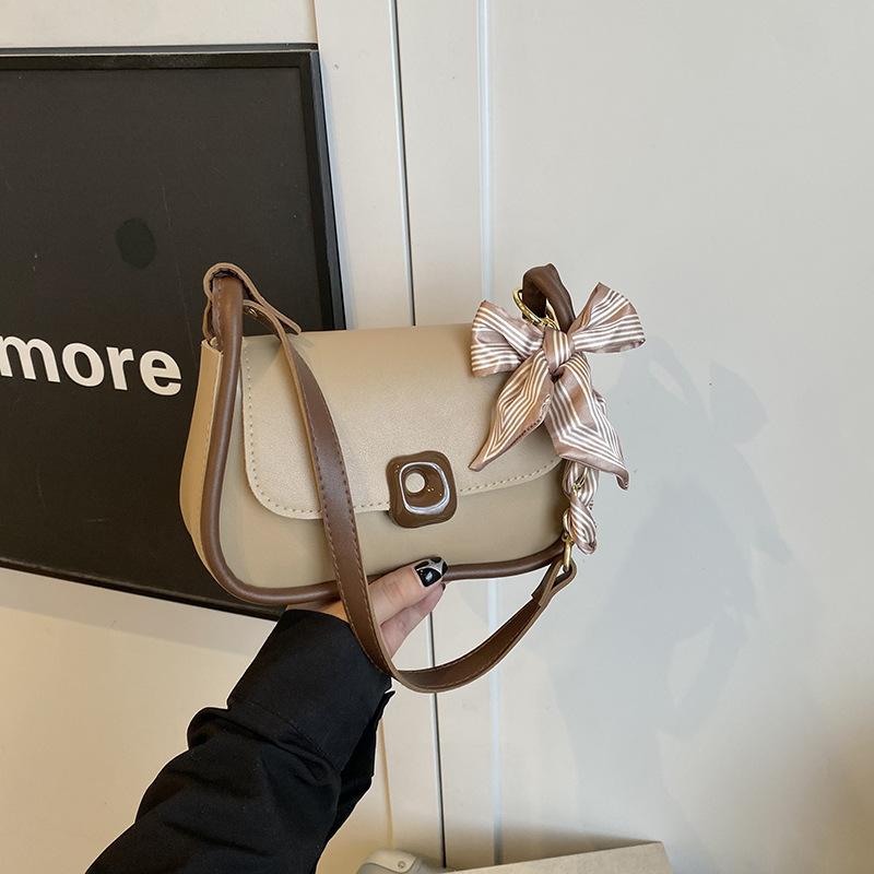 Premium Texture Small Bag Women's Bag New Popular Niche Messenger Bag Single Shoulder Underarm Bag Small Square Bag