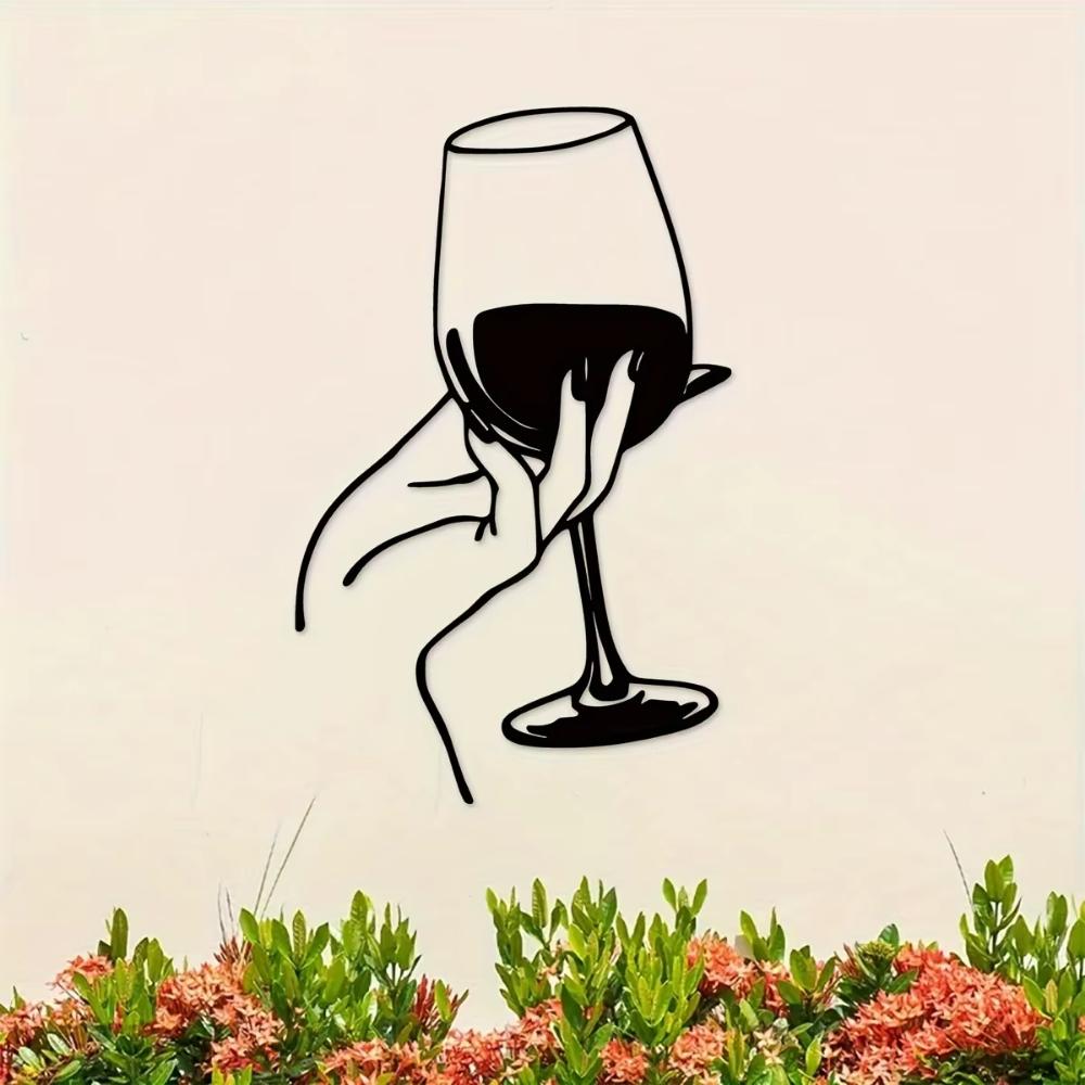 Декор для стен из металла от Wine Lover Lady Hand - уникальное настенное искусство. Металлическое настенное украшение для декора дома и украшения помещения.